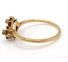 vtg 10K Yellow Gold Ring Sz 8.75″ w 2 Flower 12 Rubies & 2 Diamonds Dainty-2.67g