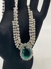Vintage Emerald Green Glass & Clear Rhinestone Statement Necklace Silver Tone