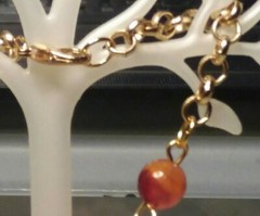 MaryBee Jewelry: 7 1/2″ Stone & Gold Tone Bracelet 01-01-2020 (D)