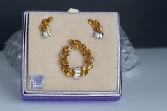 b david signed vintage amber rhinestone brooch and earrings set original box