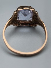 Vintage Women’s BDA 10K Yellow Gold Blue Stone Ring Size 5.25
