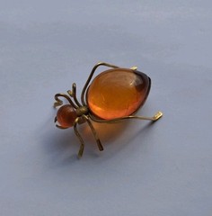 Vintage Russian USSR Baltic Amber Ant Bug Brooch Pin Gold Tone Spider Signed