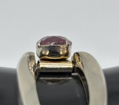 Vintage Modernist-Style Chunky Bracelet Silver-Tone Oval Prong-Set Purple Stones