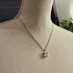 Necklace Crystal Pendant Square Shaped Signed JLO Silver Tone 18″ L SKU 2239