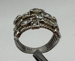 Awesome Vintage Unbranded 925 Sterling Silver Clear Gems Confetti Size 9 Ring