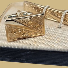 Cufflinks Tie Clip Set Gold Tone Styled by Fifth Avenue Vintage Original Box