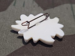 Vintage German Edelweiss Pin Flower Brooch 1940s 1950s WWII DDR Early Plastic