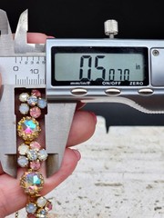 Vintage Unsigned Aurora Borealis Rivoli Rhinestone Bracelet | Pink & Opalescent
