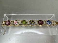 VTG Celebrity Signed Multicolor Bracelet Gold Tone Clasp Floral Flowers