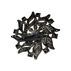 Star Like Pin Brooch With Rhinestones 2″ In Diameter Very Pretty No Brand