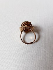Vintage Adjustable Gold Tone 10kgf Ring Good Vintage Condition Green Stone