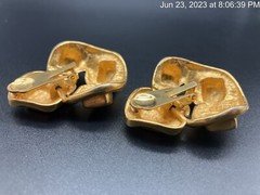 Vintage Essex Signed Yellow Gold Plated Mid Century Modern Clip On Earrings