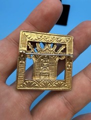Vintage Barclay Heraldic Brooch & Earrings Set – Gold Tone Shield