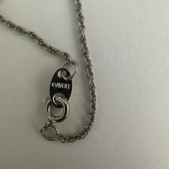 VINTAGE AVON SIMULATED AMETHYST IN SILVER TONE PENDANT NECKLACE 32”