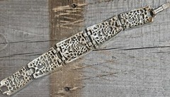 Vintage Sarah Coventry jewelry “Frozen Lace” Bracelet – Silver – VERY NICE!