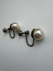 VTG EVCO Pearl Screw Back Earrings Silver Tone MCM Old Money Wedding 50s Retro