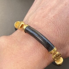 Vintage Jade Bracelet Estate Fine Jewelry Pre-Owned Black Pierced Shou 7″