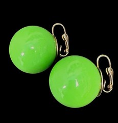 Vtg 1960s – 1980s Jewelry Lot Bright Colorful Bead Enamel Plastic Coconut Shell