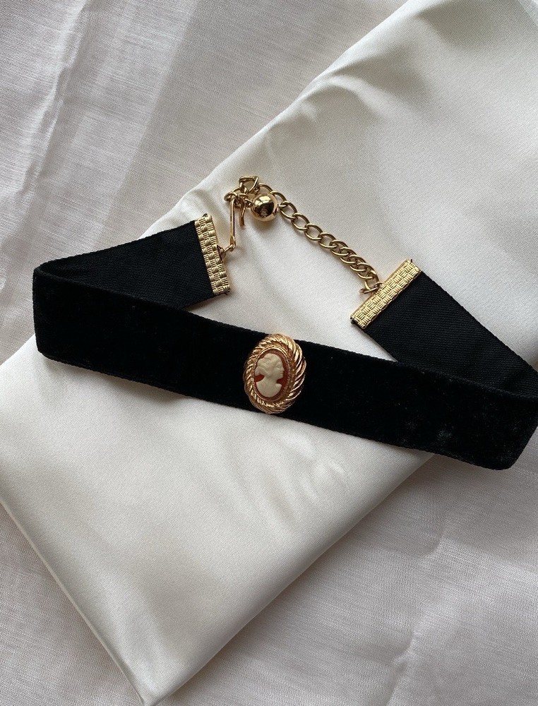 Vintage Black Velvet Cameo Choker Necklace