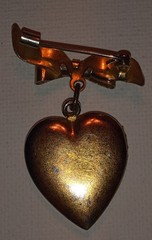 Antique Edwardian Sweetheart C-Clasp Bow Locket & Heart Necklace Lot – As-Is