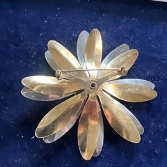 Vintage Two Tone Silver & Gold Flower Brooch