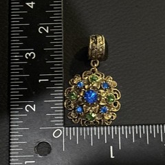 Vintage Unbranded Gold Tone Green And Blue Rhinestone Pendant