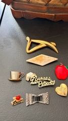 Vintage Assorted Brooch Pin Lot – 7 Piece Collection