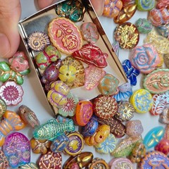 Vintage Now Bulk Jewelry bead Lot 3.5OZ ALL Brand New Untested 200+Mix and Match