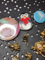 Lot Of Bird Themed Pins And Pin Back Buttons Bird Pin Lot MDTAP