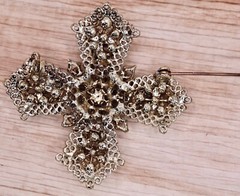 Unsigned Lisner Maltese Cross Brooch Pin Jet Rhinestone Antiqued Gold Tone