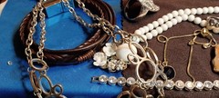 Vintage Jewelry Mix~