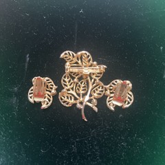 Gold Tone And Ruby Colored Rhinestone Clip On Earring And Brooch Set