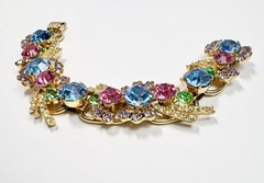 Vintage DeLizza & Elster JULIANA Gold Pastel Blue Pink Green Rhinestone Bracelet