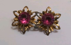 Lot Of 8 Vintage Brooches/Pins Of Various Colors And Materials