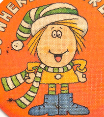 Vintage 1981 Hallmark Christmas ” So Where’s My Present ? ” Pinback Button Pin