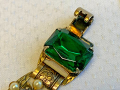 Vtg Art Deco Bracelet 7″ Fashion Jewelry Green Emerald Color Glass Stones