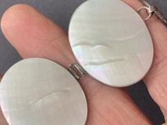 Vintage Carved Oval Link Carved Mother Of Pearl 7-7.5″ Bracelet Toggle