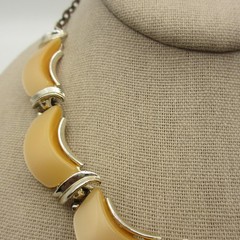 Vintage Thermoset Necklace Lucite Crescent Peach Gold Tone Choker Collar 15 Inch