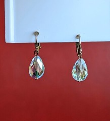 Vintage MCM Faceted Glass AB Aurora Borealis Dangle Gold Tone Clip On Earrings