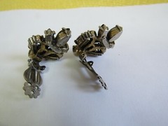 Vintage Hollycraft 1956 Brooch / Pin & Clip-on Earrings- Multicolored FREE SHIPP