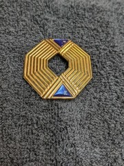Vtg Geometric Gold Tone Gallery Originals Brooch 2″ Blue Enamel Art Deco Revival