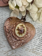 Fancy ROSE Gold Heart Locket Photo Pink Victorian Anniversary Wedding Necklace
