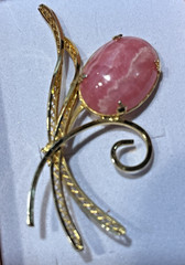 Vintage 1/20 12K Gold Filled Brooch & Oval Rhodochrosite 3/4″ L Gold Stem & Leaf