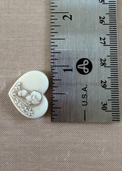4 Vintage Heart Cameo Cabochons Mother & Child Translucent Ivory Jewelry Lot