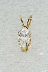 Vintage Pretty 14K Yellow Gold Marquise CZ Navette Solitaire Pendant – 0.35 tcw