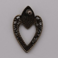 Vintage Val Red Drop Almond Shaped Earings Filigree Pierced Post Back