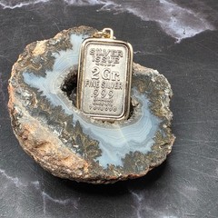 Vtg 1970s-1980s Simmons 2 Gr .999 Fine Silver Bar Pendant in Gold Tone Bezel