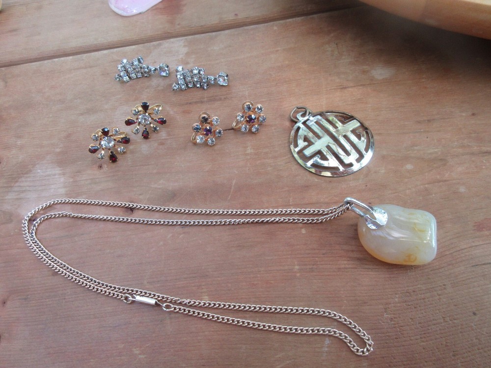 #33W antique set of 3 rhinestone earrings 1 necklace 13.5″ in long