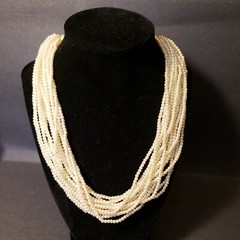CAROL LEE VINTAGE MULTI STRAND FAUX PEARL NECKLACE GOLD TONE CLASP 16 STRANDs