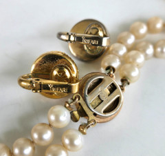 Vintage Trifari Gainsborough 2 Strand Pearl Gold Tone Necklace Clip Earrings Set